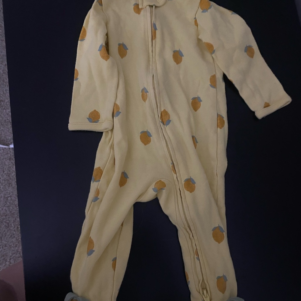 Carter's Lemon Patterned Yellow Footie